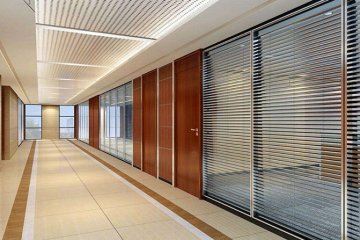 辦公室百葉玻璃隔斷玻璃厚度多少